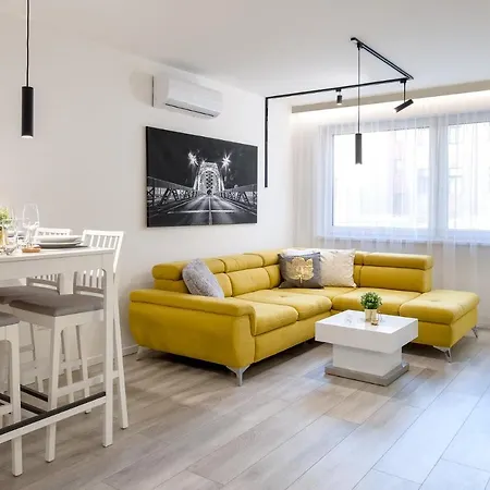 Divat - Smart Homes Apartamento Győr