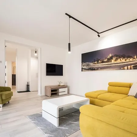 Apartment Divat - Smart Homes
