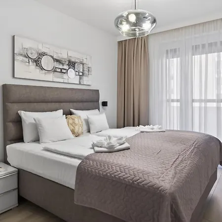 Divat - Smart Homes Apartament Győr
